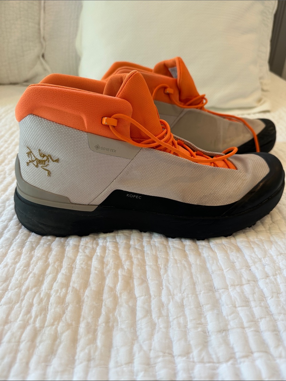Arc'teryx Kopeck Men’s Hiking Boots - Orange & Light Gray